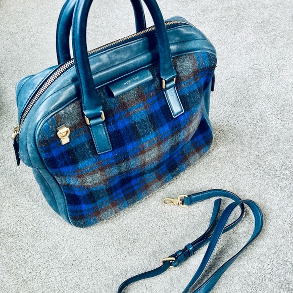 Marc By Marc Jacobs Handbags - Authentic Marc by Marc Jacobs Crossbody Bag with straps.